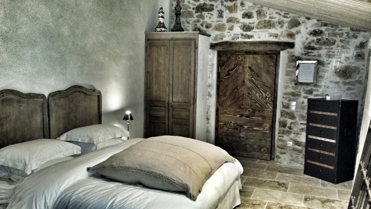 Le Domaine Saint Martin Bed & Breakfast Flassans-sur-Issole Екстериор снимка