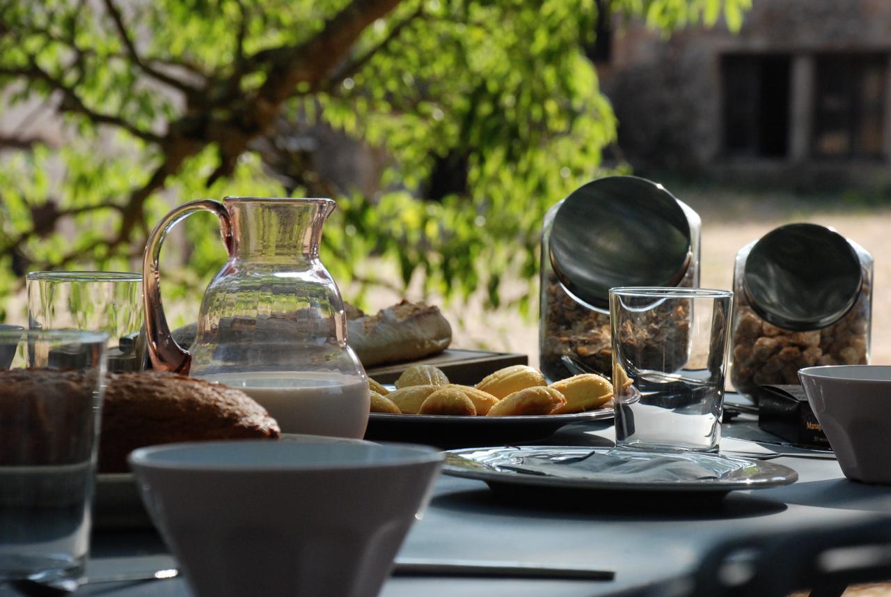Le Domaine Saint Martin Bed & Breakfast Flassans-sur-Issole Екстериор снимка