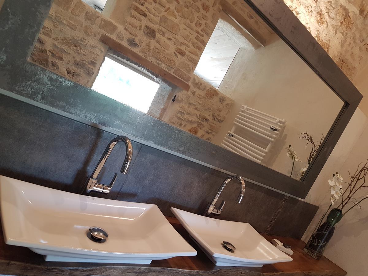 Le Domaine Saint Martin Bed & Breakfast Flassans-sur-Issole Екстериор снимка
