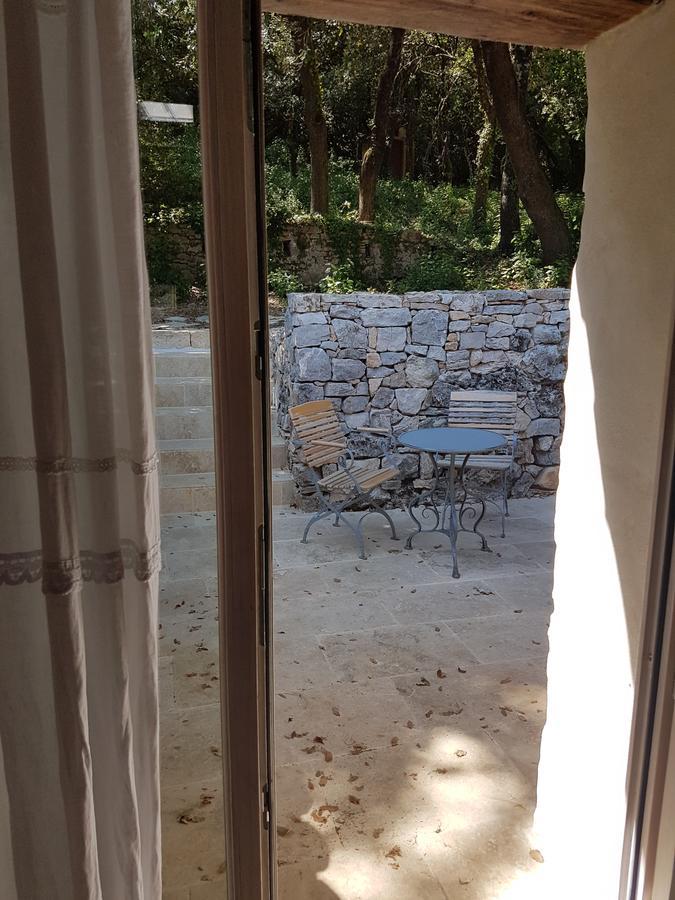Le Domaine Saint Martin Bed & Breakfast Flassans-sur-Issole Екстериор снимка