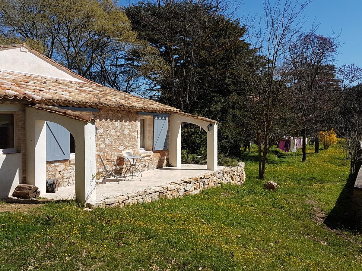 Le Domaine Saint Martin Bed & Breakfast Flassans-sur-Issole Екстериор снимка